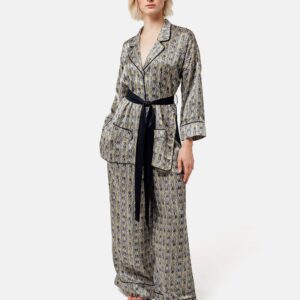 Jani - Oversize Blusenjacke aus Seidensatin